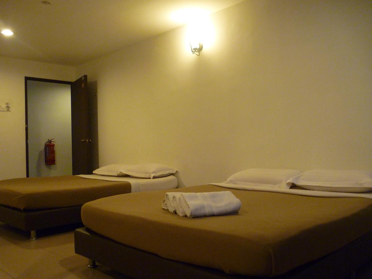 Best One Hotel Malacca Esterno foto