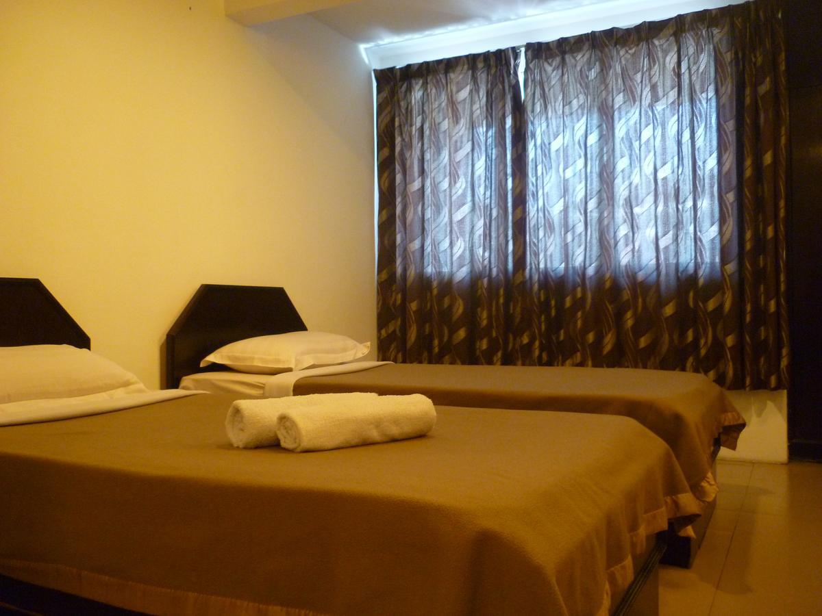 Best One Hotel Malacca Esterno foto